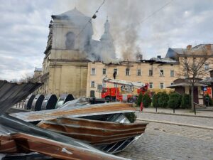 В ЮНЕСКО прокоментували удар по центру Львова