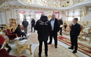 “Забув” вказати мільйони у декларації: на Закарпатті судитимуть депутата