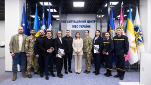 Олена Зеленська відвідала Службу 112 та поспілкувалася з психологами МВС