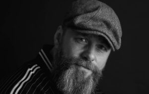 Актор-військовий підтвердив розлучення з дружиною після 11 років шлюбу