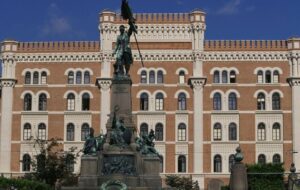 Австрія закрила небо для військових літаків США