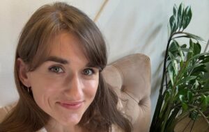 Дрон РФ зруйнував будинок блогерки Даші Євтух