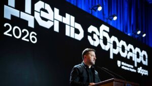 Володимир Зеленський вручив державні нагороди українським зброярам