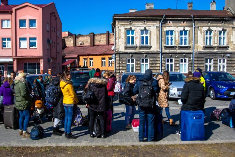 Ірландія готує “щедрі виплати” українцям за повернення додому