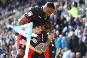 Легенда Челсі відновлює кар’єру в АПЛ