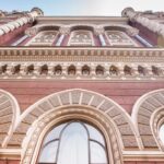 Нацбанк почав підвищувати курс гривні