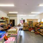 Російський ринок захоплюють “магазини для бідних”