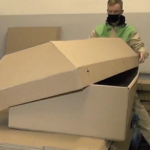 У Криму влада дозволила картонні труни при похованні за рахунок держави