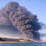 У Туапсе пожежа на НПЗ не вщухає вже п’яту добу