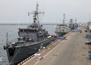 Україна готова направити мінні тральники в Ормузьку протоку – ЗМІ