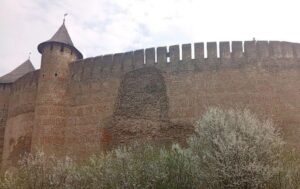 В Хотинській фортеці обвалилася частина стіни