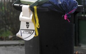 В Німеччині під час пошуку великодніх яєць виявили флакон з полонієм