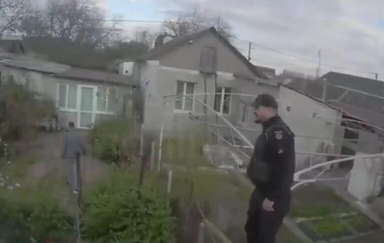 В Одесі на дитину напав озброєний чоловік