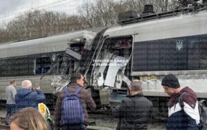 В Укрзалізниці назвали винного в аварії поїзда Інтерсіті+: