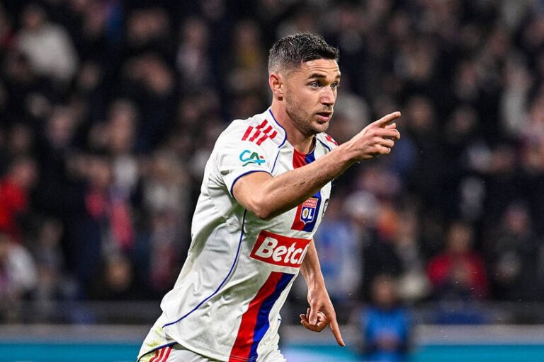 Яремчук третім голом за Ліон напружує Осер