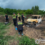 Біля Вінниці знайшли спалене авто з тілом у салоні