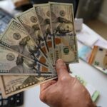 Долар і євро знову подорожчали в обмінних пунктах