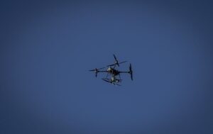 Естонія розгортає системи моніторингу дронів на кордоні з РФ