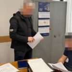 Львівський митник пропустив контрабанду на 7 млн