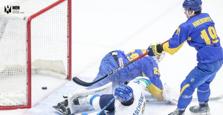 На чемпіонаті світу з хокею українці програли збірній Казахстану