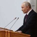 “На тлі зниження”: в Росії перестали публікувати рейтинг Путіна