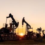Нафта дорожчає через можливу ескалацію на Близькому Сході