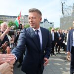 Новий уряд Угорщини відмовився від шантажу ЄС