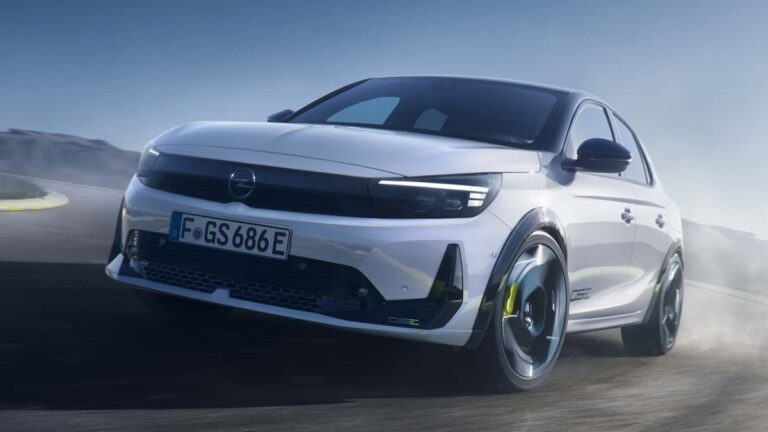 Opel представив спортивну версію електричної Corsa