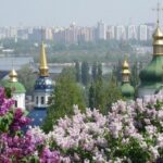 Опитування показало ставлення українців до травневих свят