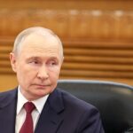 Путіна на офіційній зустрічі назвали “Пал Лаїчем”