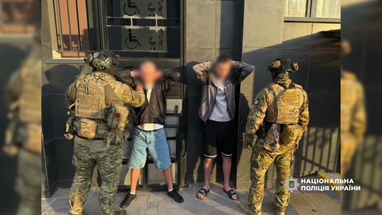 Нацполіція викрила шахраїв, які ошукували громадян через мережу міжнародних фейкових call-центрів