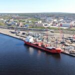 Росія готує нафтовий експорт через арктичний порт
