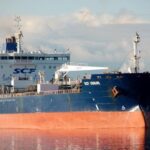Російський танкер з нафтою для Куби застряг в морі