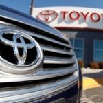 Toyota фіксує падіння продажів третій місяць поспіль