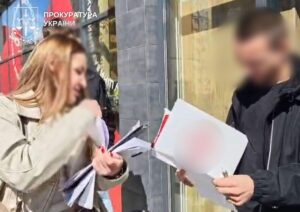 У Києві “юрист” ошукав дружину мобілізованого на 57 тисяч