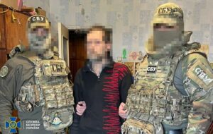 У Запоріжжі ухилянт працював на ФСБ і маскувався під пенсіонера