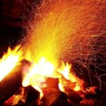 В Австрії в табірному багатті вибухнув “військовий артефакт”: поранені діти