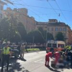 В Італії водій в&rsquo;їхав у натовп і напав на людей з ножем