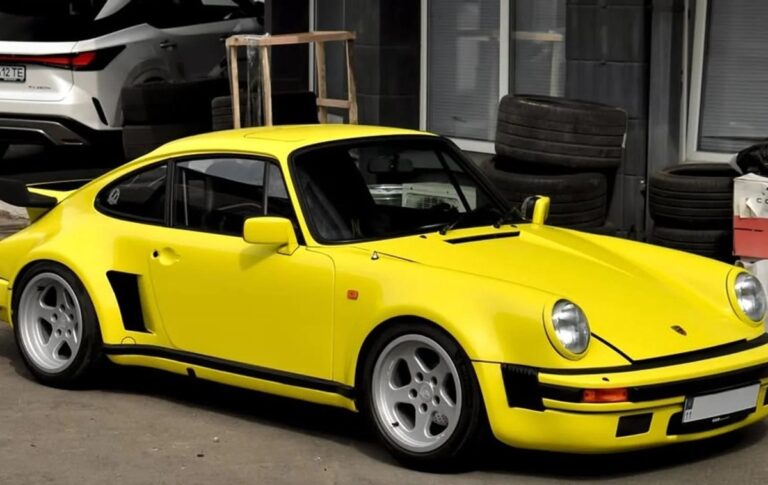 В Україні помітил рідкісний заряджений Porsche RUF 80-х
