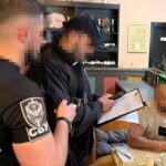 Взято під арешт працівників БЕБ, яких викрили на хабарях