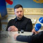 Зеленський побачив “вікно” для переговорів з РФ