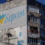 Через російський обстріл у Херсоні загинув чоловік, є поранені