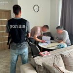 Ексміністр відправляв за кордон “музичних гастролерів”
