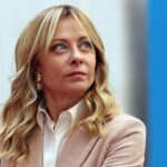 Мелоні розповіла колегам, що кинула курити