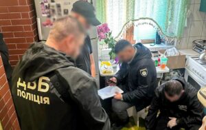 На Буковині ліквідували канал збуту наркотиків через Telegram