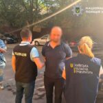 На Київщині заступник голови та депутат ОТГ торгували бронюванням
