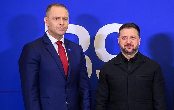 Не був в Україні: Зеленський дорікнув Навроцькому