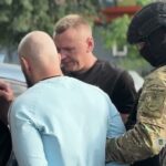 Погрози та підпал авто через вигаданий борг 250 тис дол: Нацполіція затримала групу вимагачів