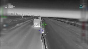 Палає все: ГУР показало нові кадри роботи Примар