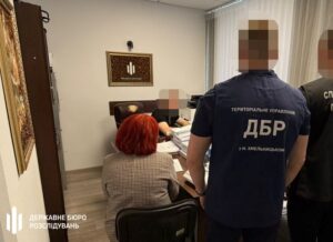 Посадовців Гайсинського ТЦК викрили на “паперовій мобілізації”